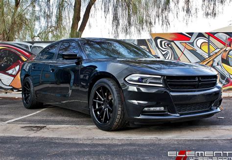 dodge charger staggered wheels